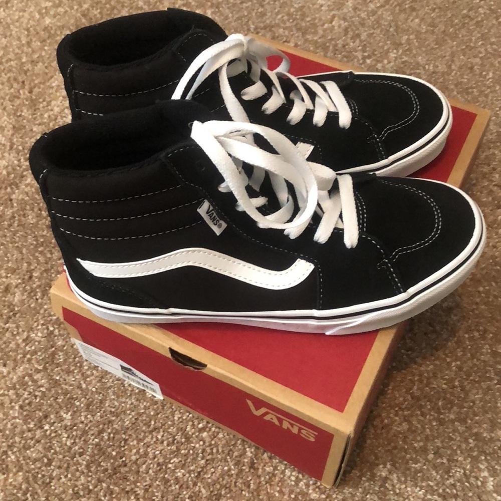 Vans Filmore Hi black/white high top sneakers youth kids Sz 4.5 New with box - Picture 3 of 7